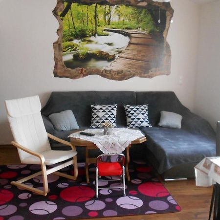 Ferienapartment-Monteurwohnung-Muldestausee Pouch Buitenkant foto