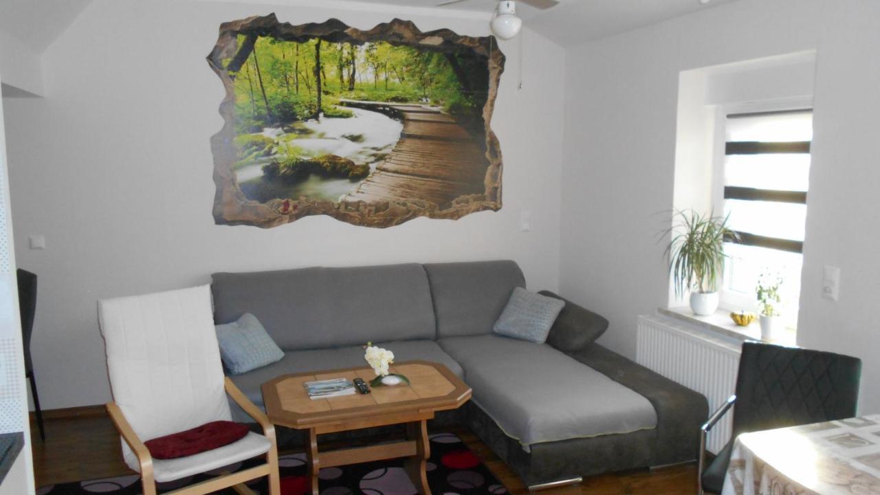 Ferienapartment-Monteurwohnung-Muldestausee Pouch Buitenkant foto