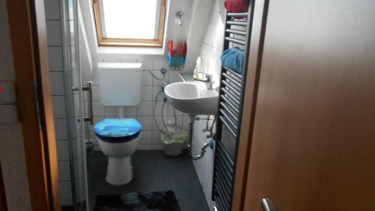 Ferienapartment-Monteurwohnung-Muldestausee Pouch Buitenkant foto